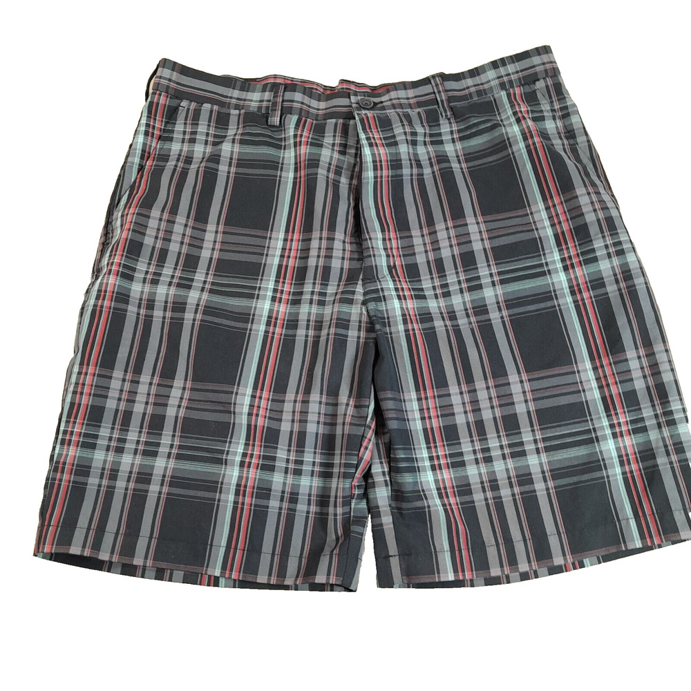 PGA Tour Pro Series PLaid Golf Shorts Size 38W Moisture Wicking Easy Care UPF 50